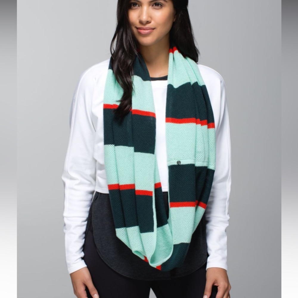Lululemon Teal Heart Opener Wool Scarf